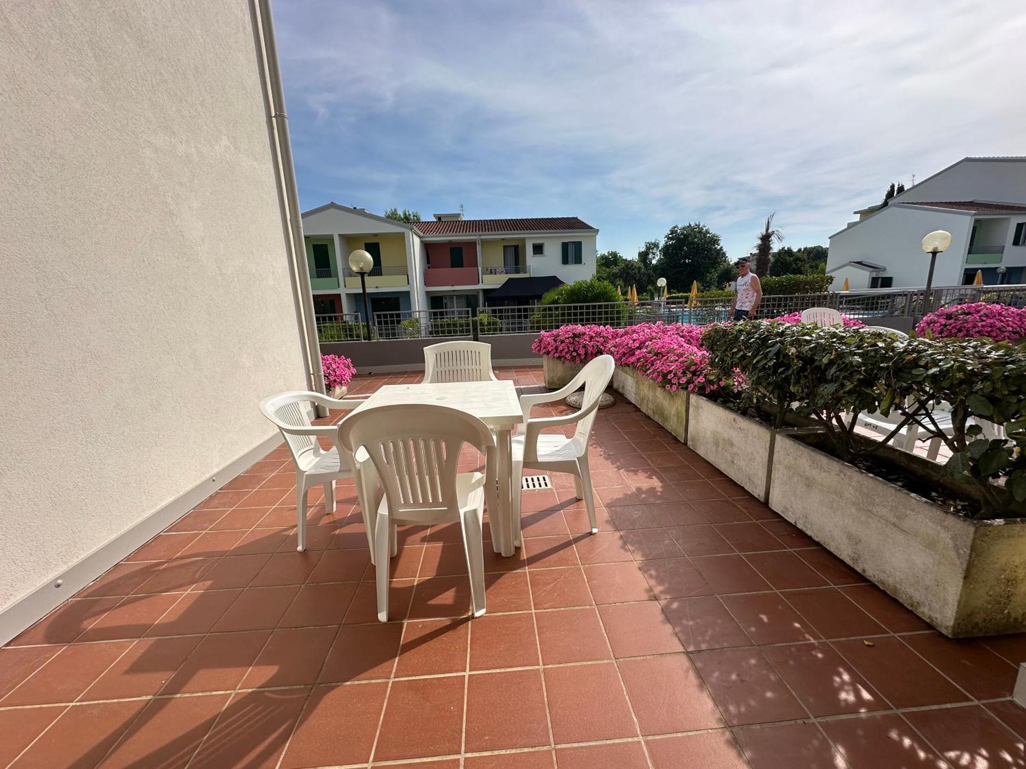 Villaggio Luna Swimmingpool- Agenzia Cocal Caorle Exterior foto