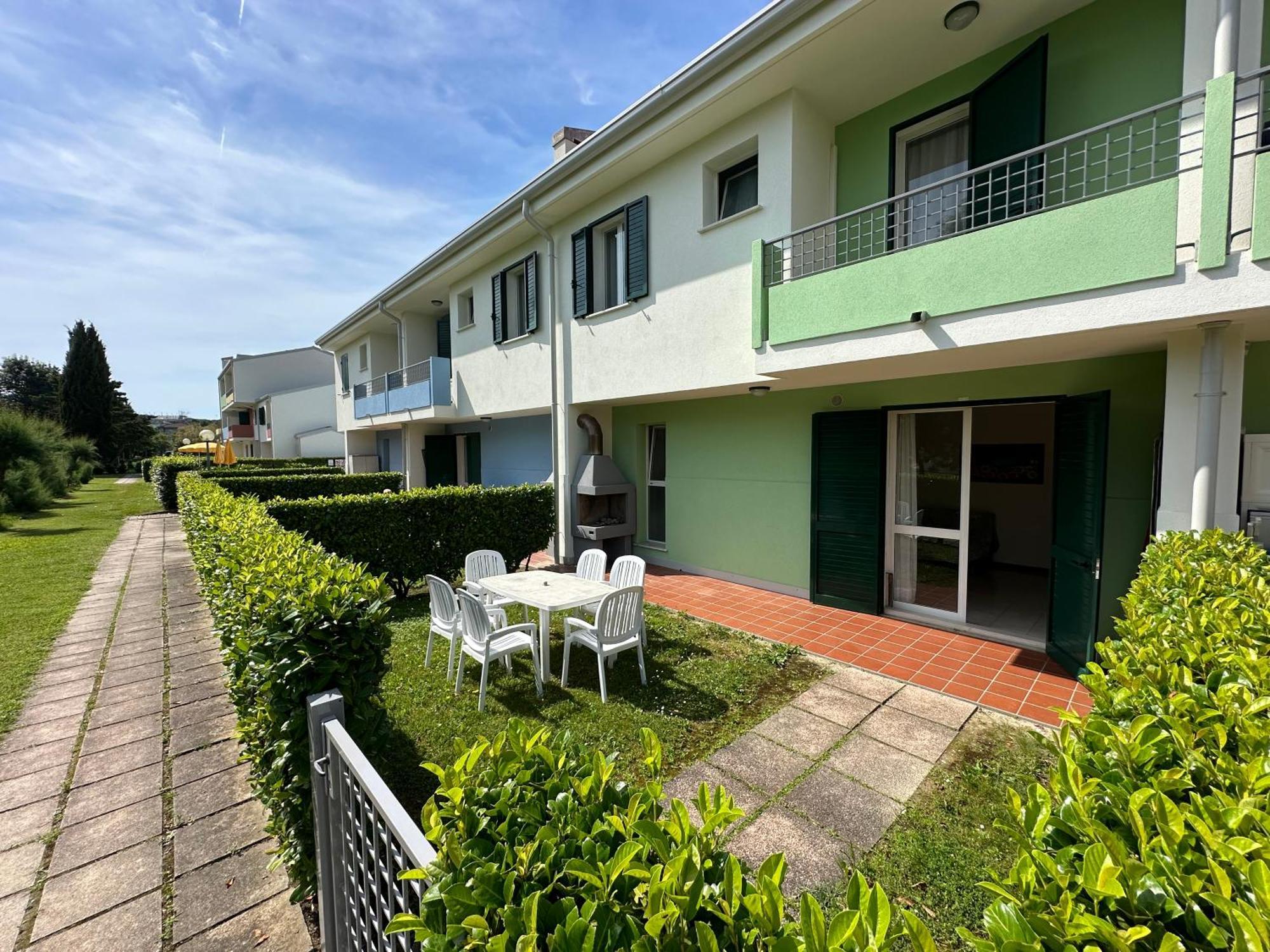 Villaggio Luna Swimmingpool- Agenzia Cocal Caorle Exterior foto